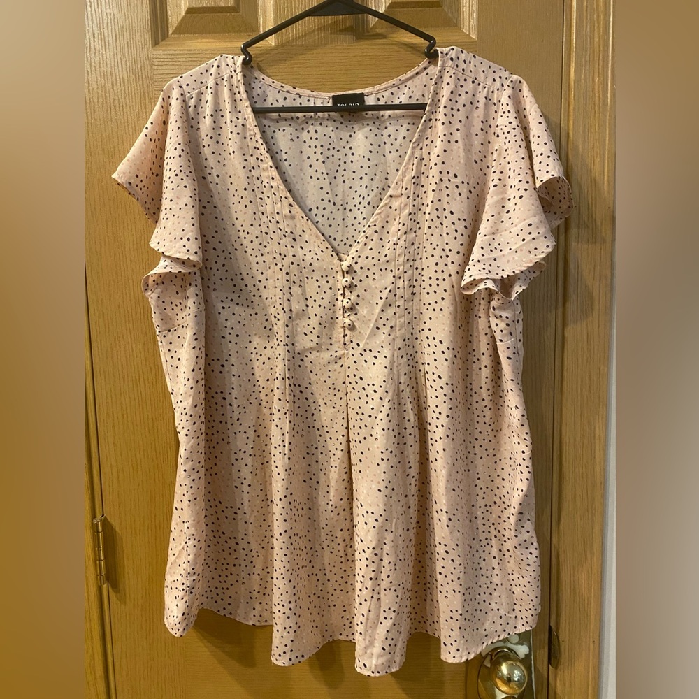 1X Torrid Georgette Button Front Blouse